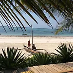 Zanzibar Tiny Villa At La Villa De Victor
